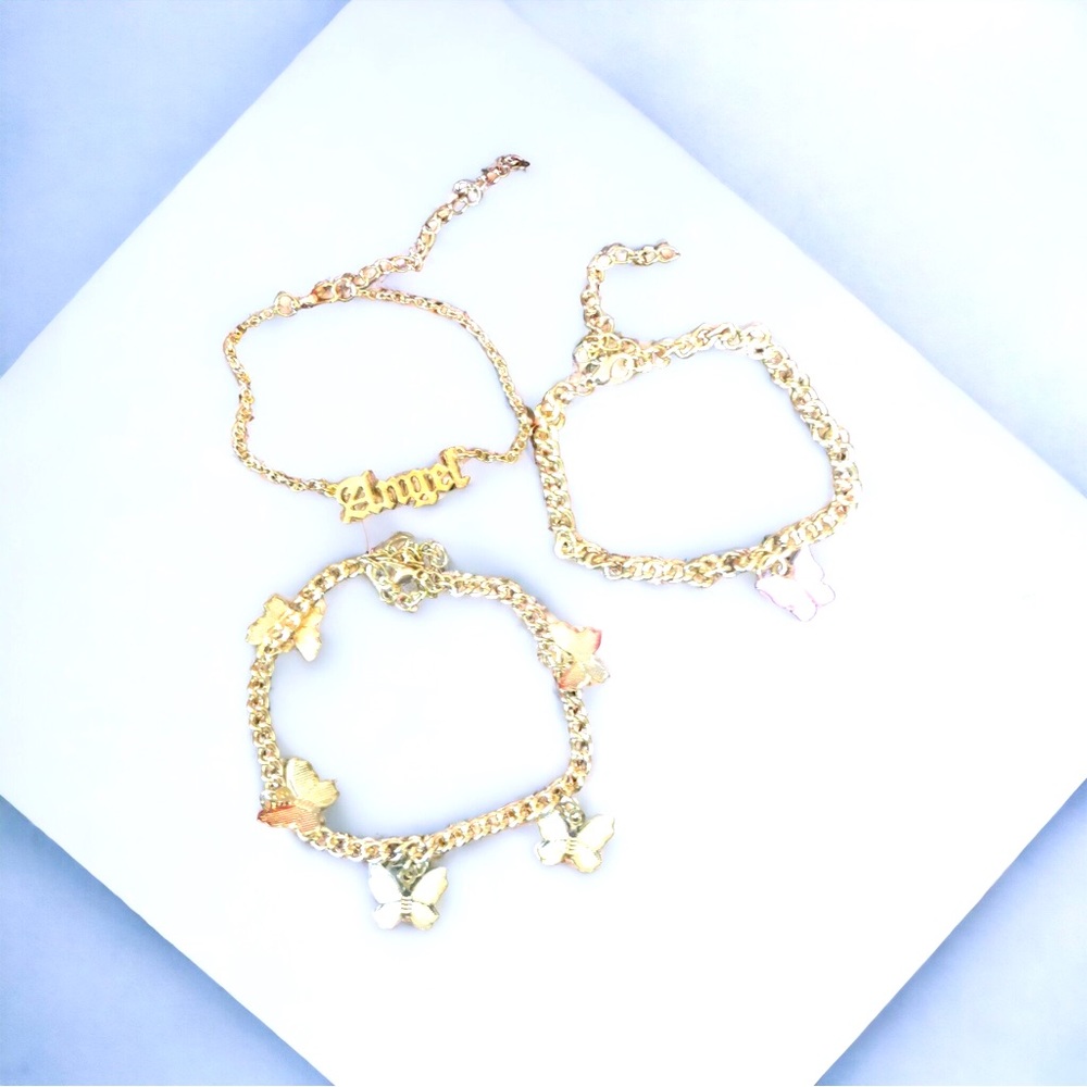 5/$25 butterfly’s 3 bracelet set OS
